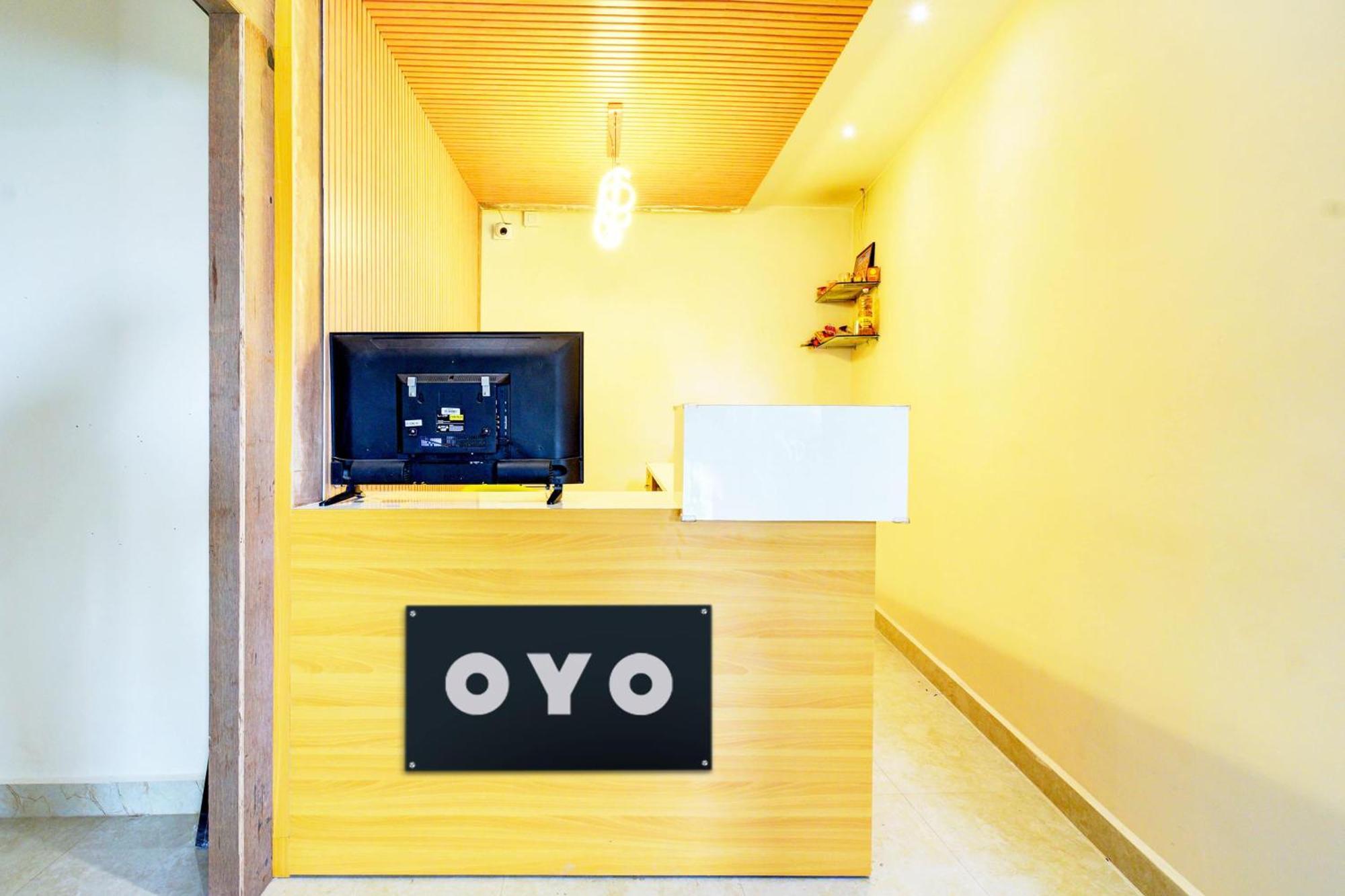 Hotel O Svs Suites Luxury Rooms Trimulgherry Bagian luar foto