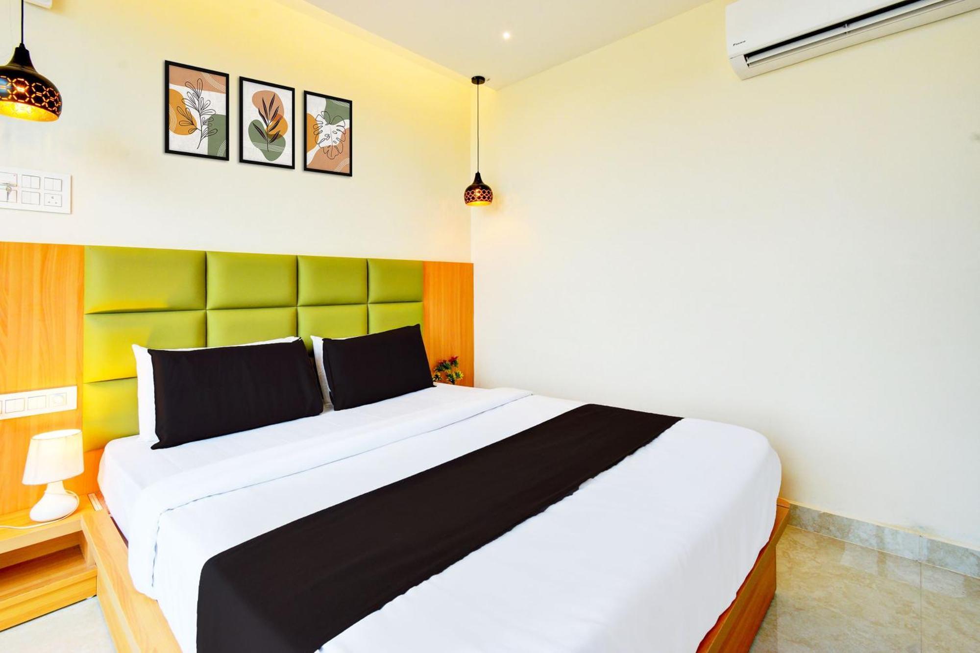 Hotel O Svs Suites Luxury Rooms Trimulgherry Bagian luar foto